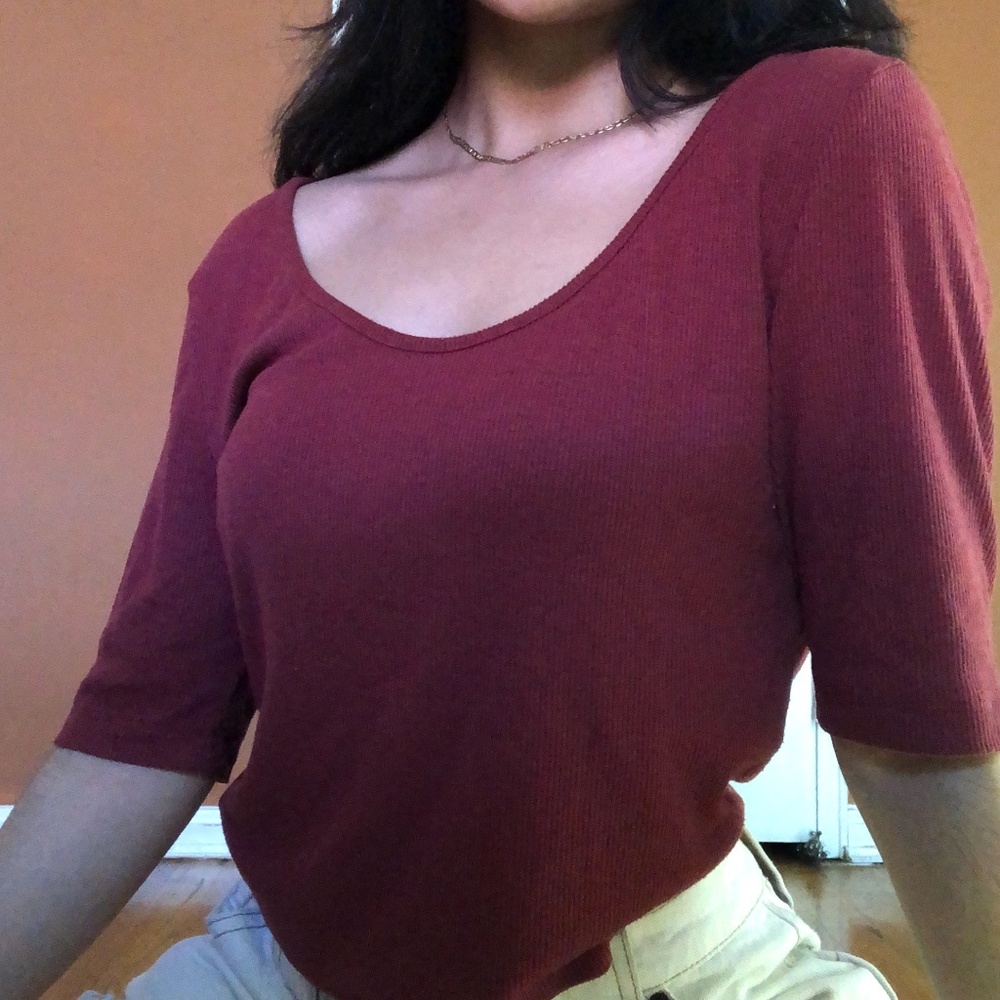 CHARLOTTE RUSSE top - Picture 4 of 4